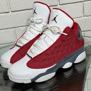 Air Jordan 13 Retro
Size US 6Y  Athletic Sneakers